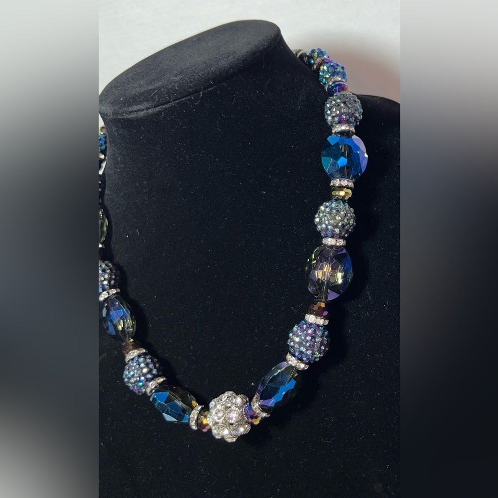 Elegant Blue Iridescent Glass and Crystal Beaded Necklace - Picture 9 of 11